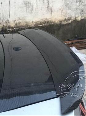 福特野马老款碳纤维尾盖