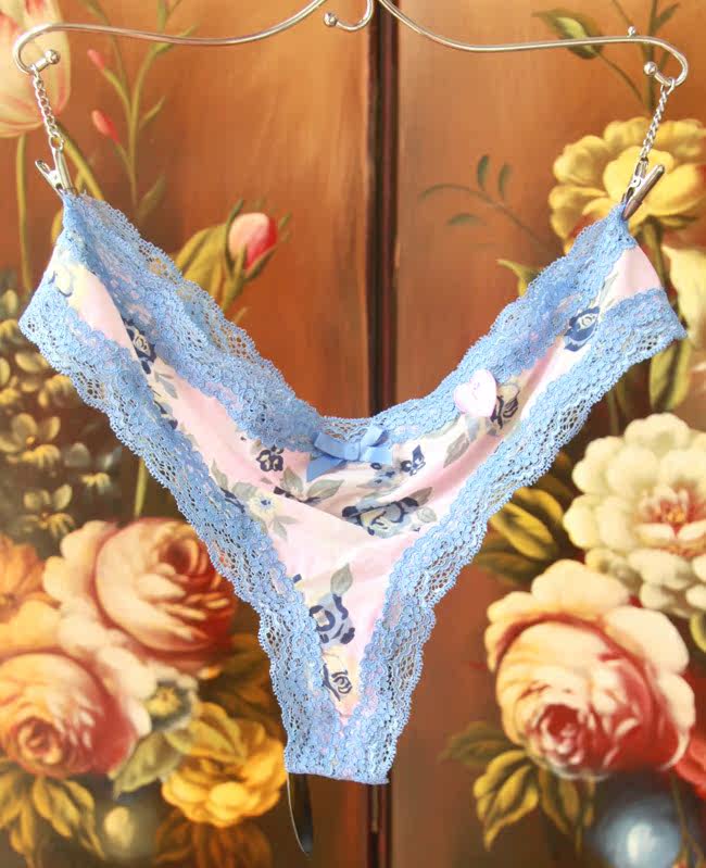 Slip sexy en nylon - Ref 648983 Image 1