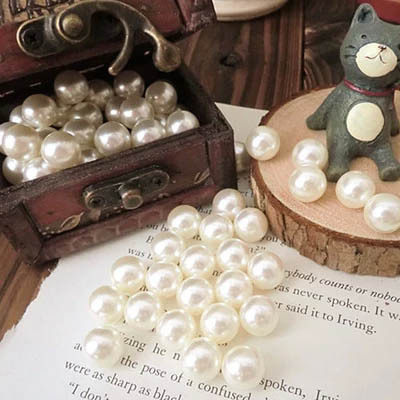 满 首饰珠宝拍摄摆件服装精品拍照饰件 纯白单颗仿真珍珠在类目 居家布艺, 缝纫DIY材料、工具及成品, 缝纫DIY配件/辅料/配饰, 珠子/钻饰/花朵等配饰中 - 来自Buy2taobao.com提供专业的淘宝代购服务