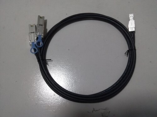 Molex SFF-8644 8X TO 2*SFF-8088 4X MiniSASHD 4.0m 1110684024