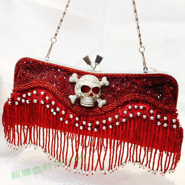 女士时尚风串珠手袋单肩包