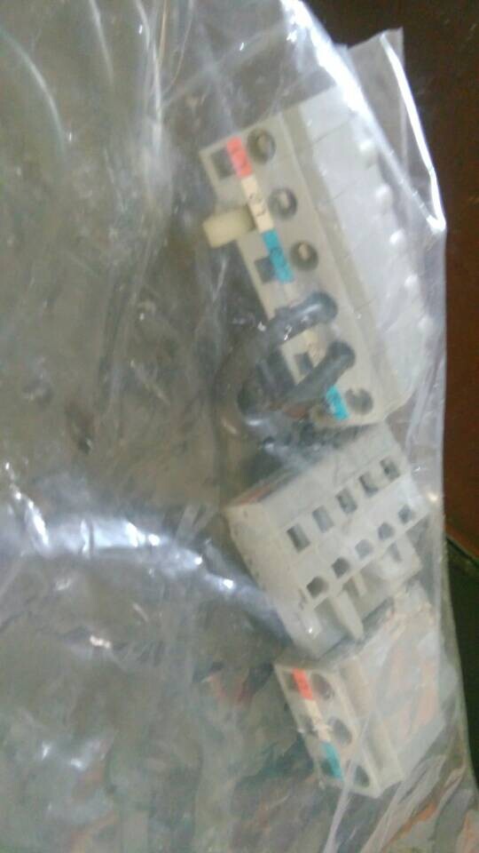 安川伺服驱动器接线端子 L1-L2接线插头 UVW端子