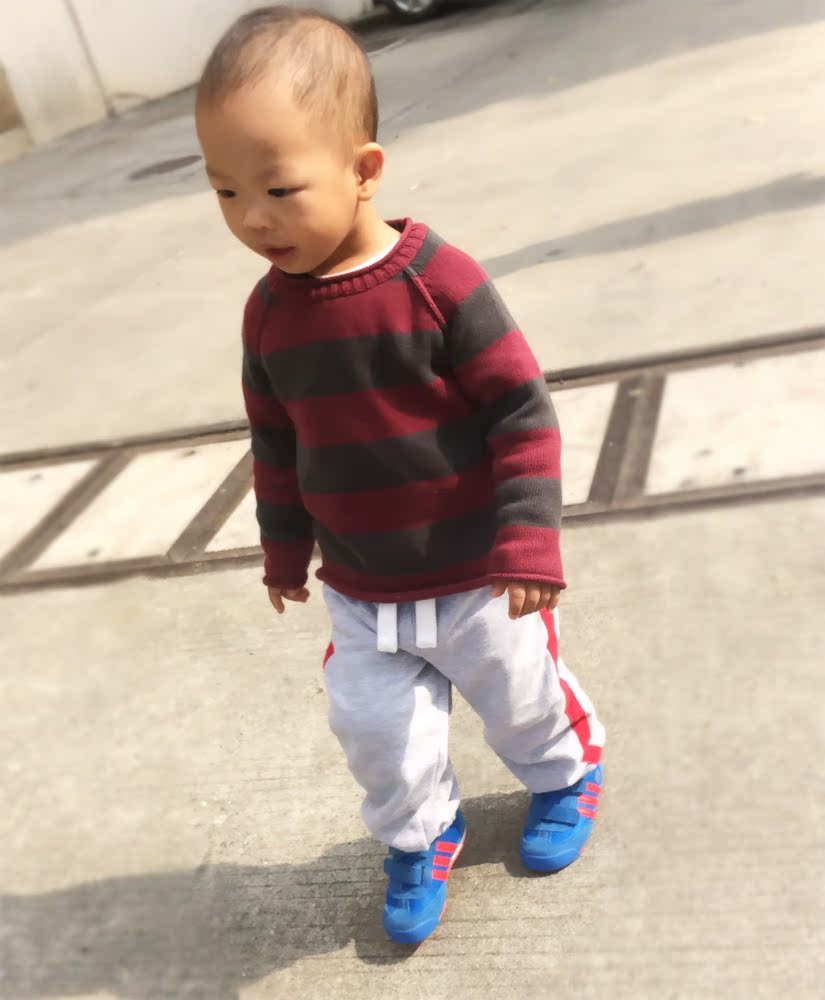 Pull enfant - Ref 2103377 Image 1