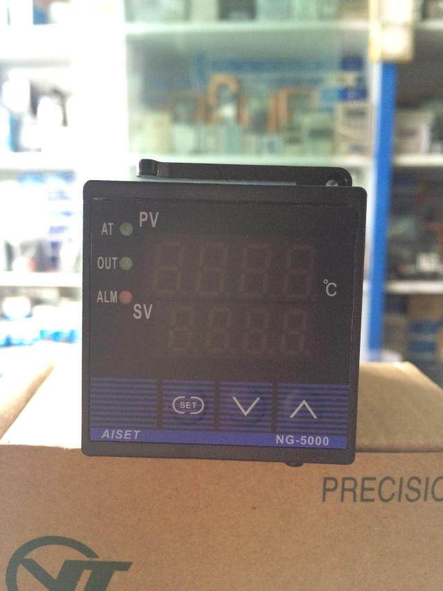 上海亚泰电子温度控制器NG-5411V-2 K型 0~400℃固态输出温控仪