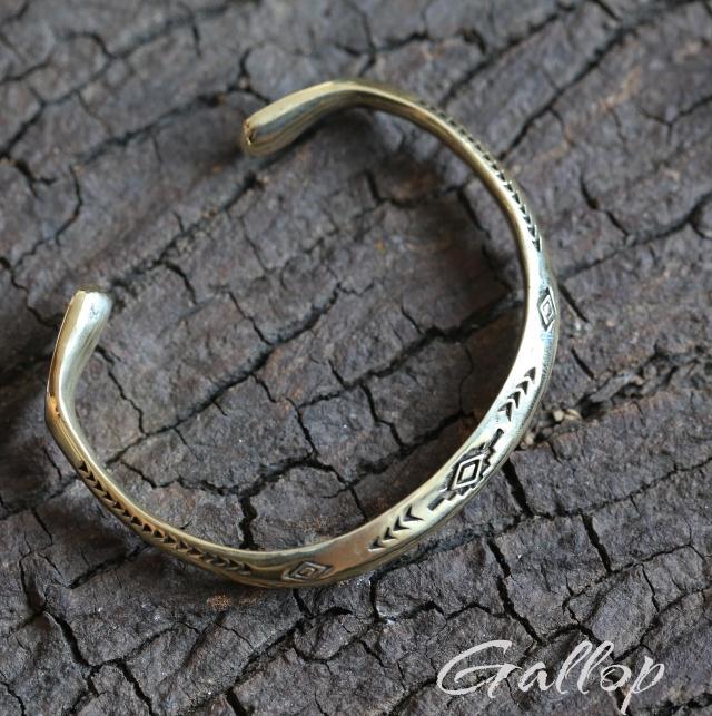 纳瓦霍印第安手镯银铜铁头的店