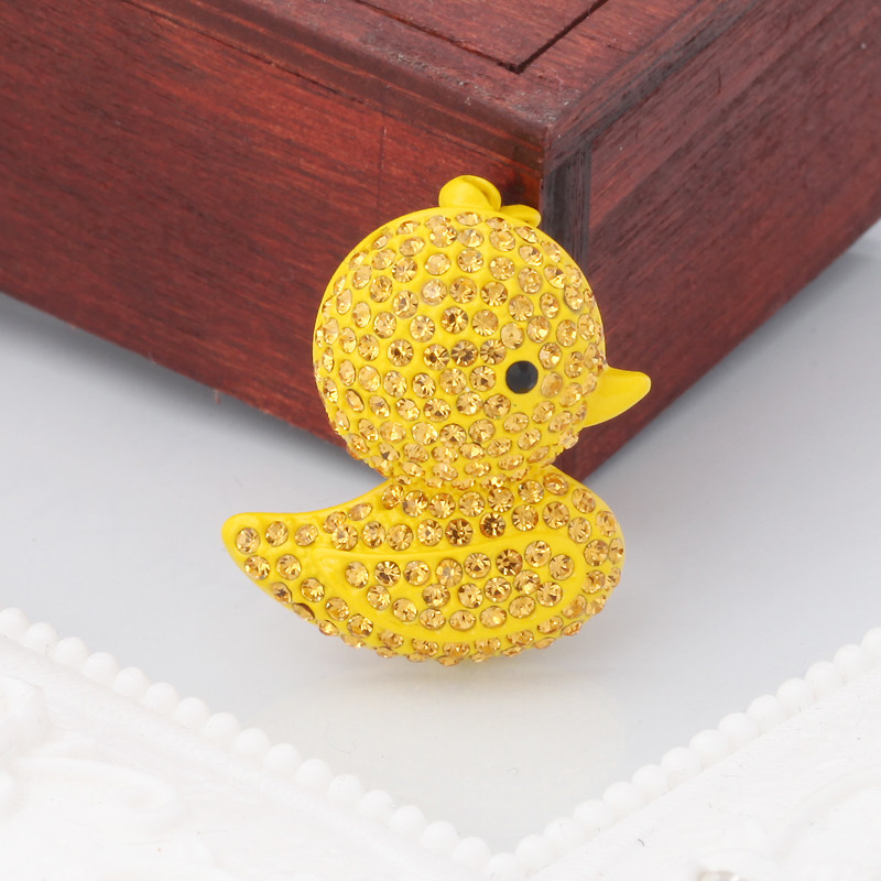 Broche femme YA BAO en Zircon diamant - Ref 1171818 Image 1