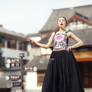 云饰图腾原创设计女装连衣裙手工绣新绣大牡丹丝棉吊带连衣裙长裙