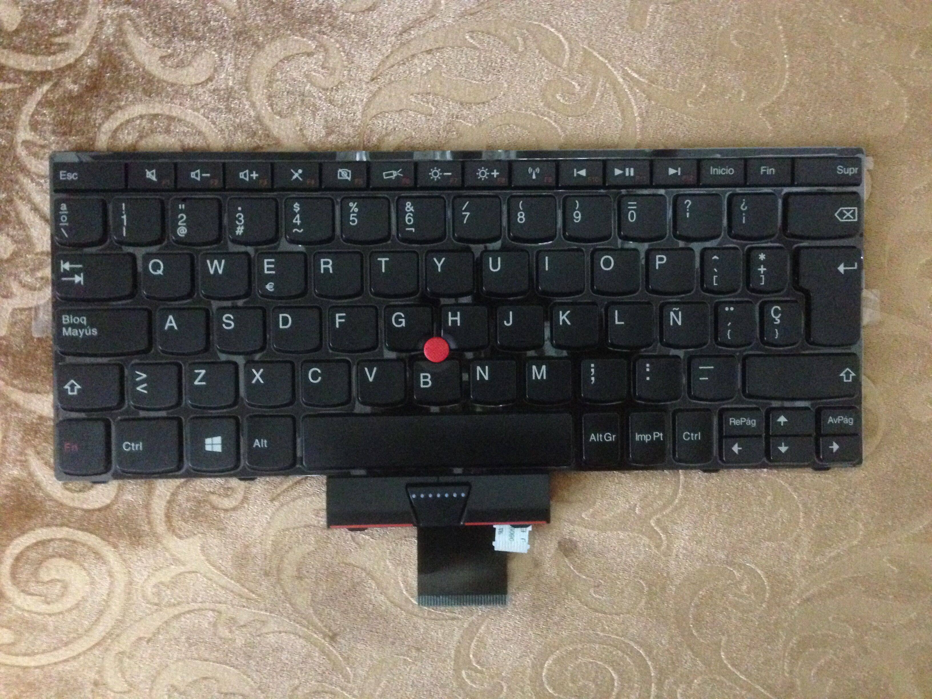 IBM LenovoE125 E135 E130全新键盘FRU：04Y0463 OC01858西班牙文