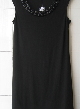 WNB女装涤纶钉珠连衣裙 黑色S小码