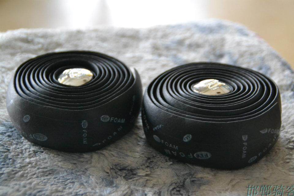 Poignées de vélo - Ref 2342626 Image 1