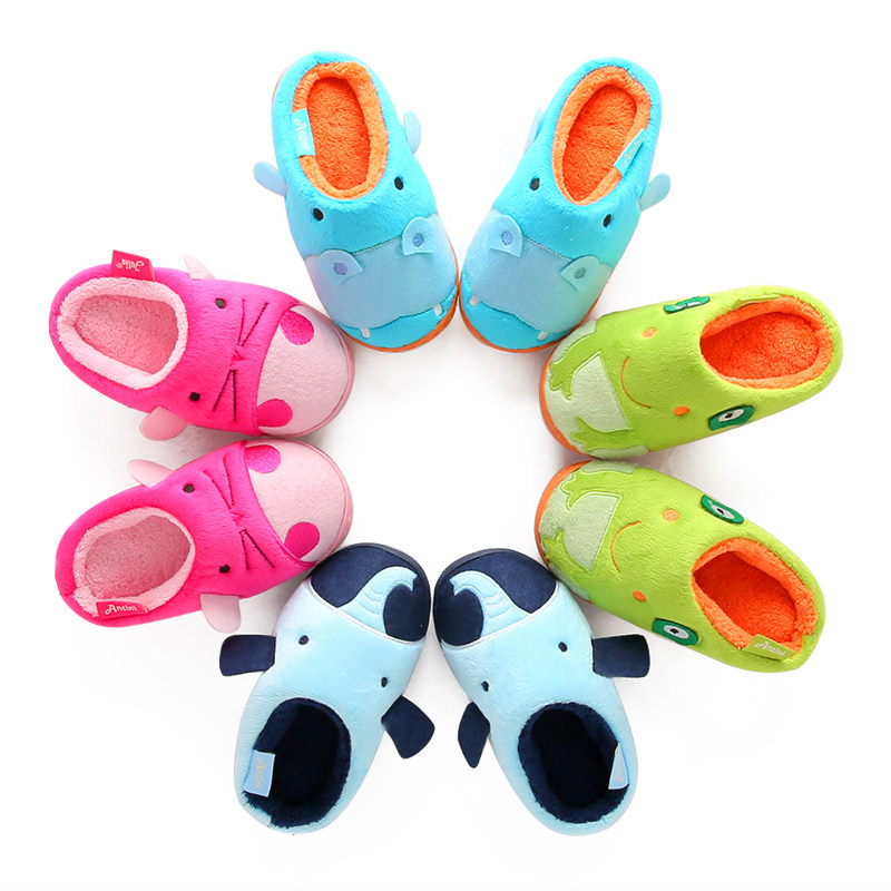 Pantoufles enfants en suède pour hiver - semelle caoutchouc - Ref 987261 Image 1