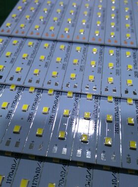 PCBT5 T8LED日光灯2835高品质线路板 PCB铝基板 日光灯配件