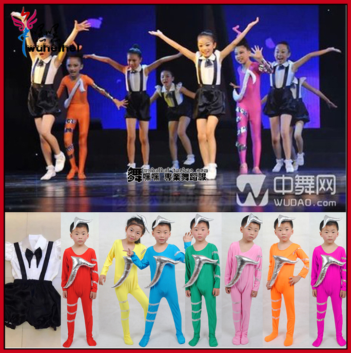 快乐风演出黑色背带裤合唱服