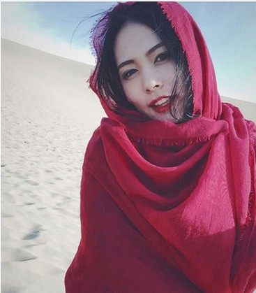 围巾女文艺纯色出游保暖棉麻超长加宽披肩秋冬季情侣款亚麻森女风