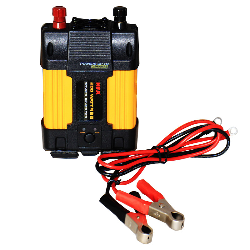 nfa纽福克斯 车载 逆变器 200w电源转换器 12v转220v