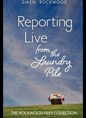 【预售】Reporting Live from the Laundry Pile...