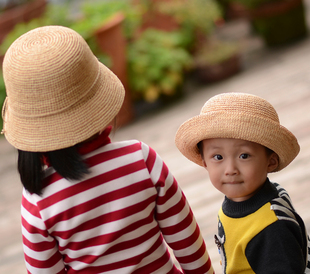 儿童夏天男女遮阳拉菲草帽子亲子钩针帽可折叠小礼帽太阳帽沙滩帽
