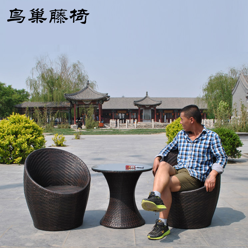 藤椅套装PE藤椅子茶几三五件套阳台桌椅套件組合休闲座椅编织椅小 Изображение 1 藤椅套装PE藤椅子茶几三五件套阳台桌椅套件組合休闲座椅编织椅小 Изображение 1
