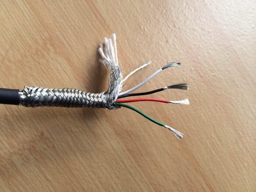 4芯0.2平方屏蔽线trvvp外径5mm红黑绿白柔软耐折编码器信号线耐油