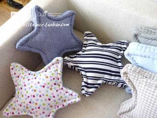 ins儿童房卡通原创手工可爱小清新午睡五角星星床头抱枕腰靠垫