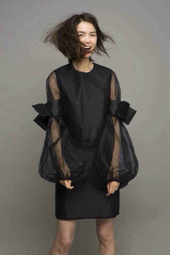 高端定制 时尚走秀同款 暗黑精灵夸张泡泡袖蝴蝶结连衣裙假两件套