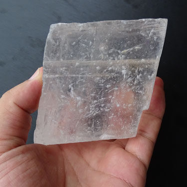 千蕊 小号天然冰洲石原石毛料 白冰洲石把玩 方解石原矿 一图一物