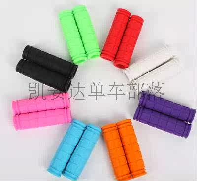 Poignées de vélo - Ref 2337577 Image 1