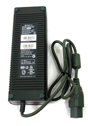 全新微软XBOX360厚机电源适配器220V双65国内通用(顺丰到付)