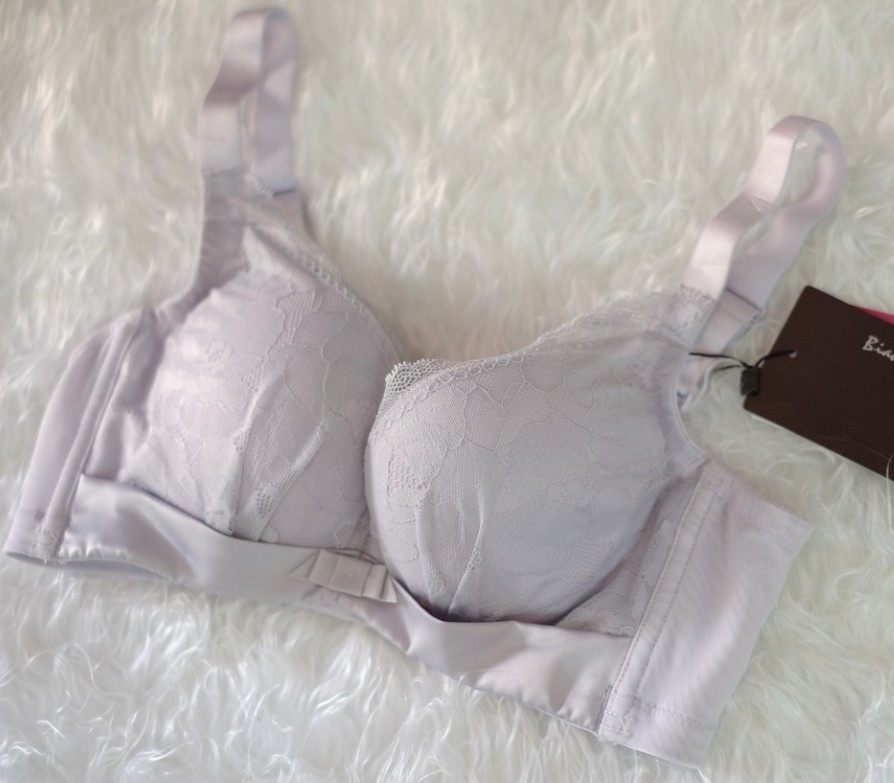 贝佳人新款B91393 专柜正品 调整型聚拢文胸 中厚杯上托侧收内衣