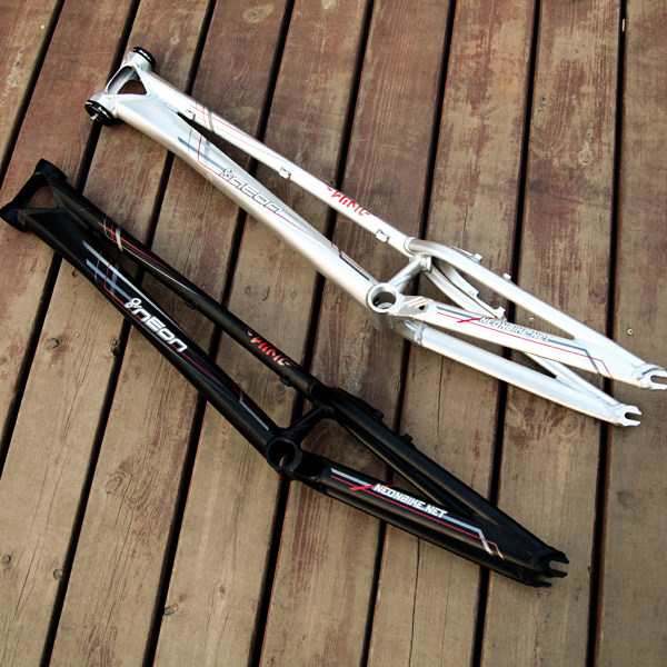 新款限时特价攀爬配件车2015款-NEON WING 24寸纯攀车架油版