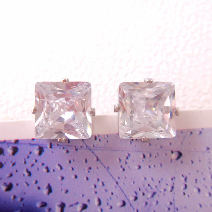 【魔方晶】满百包邮 饰品 银色方形锆石耳钉 白色水钻耳环 耳坠