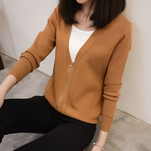 早春装2020年新款流行春季女士毛衣针织开衫宽松短外套女春秋外穿
