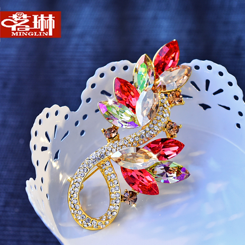 Broche femme en cristal autrichien - Ref 1187773 Image 1