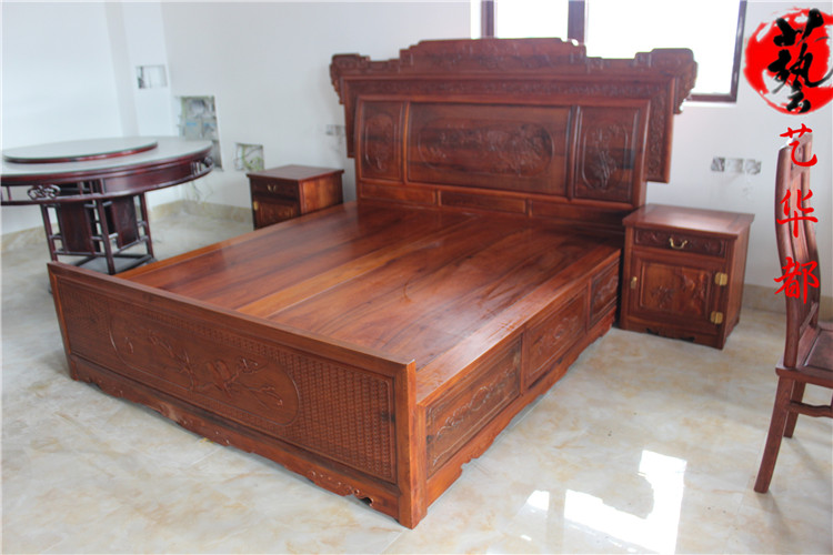 我们专注红木家具十年 榫卯结构