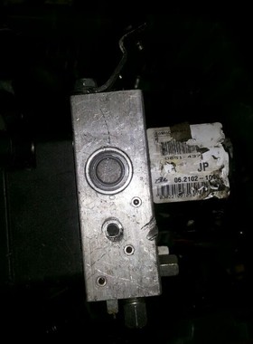 长安马自达2马二M21.31.5排量ABS泵刹车泵总成二手原装配件拆车件