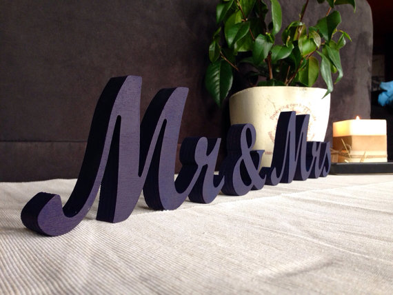 妮雅婚品MR&MRS婚礼装饰字母牌摆件拍照道具装饰欧式婚礼定制2在类目 节庆用品/礼品, 其它节庆用品中 - 来自Buy2taobao.com提供专业的淘宝代购服务