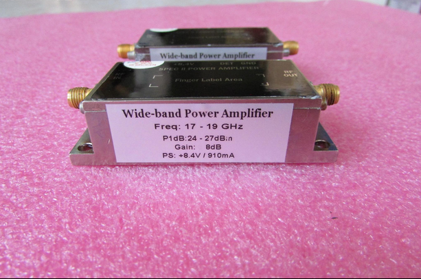 美国进口 17-19GHz 24-27dBm SMA 射频微波中功率放大器 质量包好，包能用 可提供详细测试图 工作频率：17-19GHz 增益: Typ 8dB 输出功率: 24-27dBm 工作电压：+8.4V / 电流大约：910mA 左右 功能，1：检波输出; 2：输出内置隔