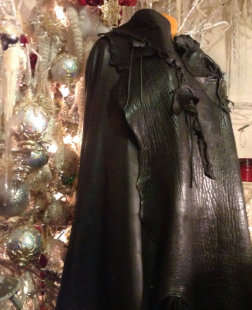 美国代购 华丽手作朋克不规则补丁皮革流苏摇滚斗篷风衣 Stripe㊣