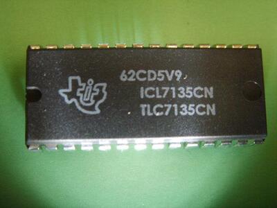 ICL7135