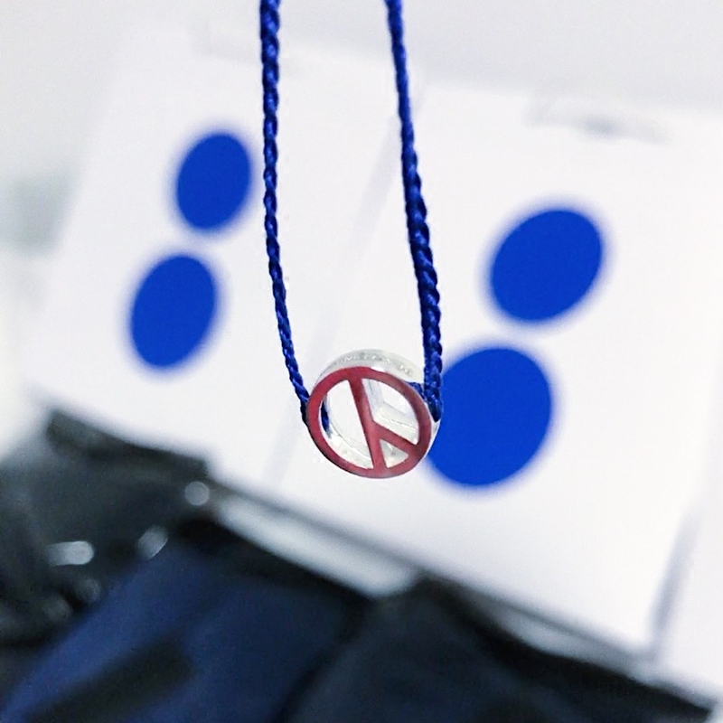 gd权志龙同款手链colette X peaceminusone联名款蓝色pmo反战手绳图片