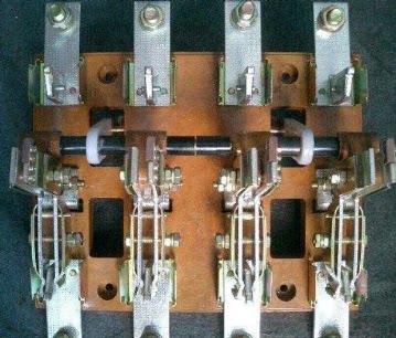 HS13BX-3000A/30上海人民 开启式双投刀开关3P4PA级全铜开关包邮