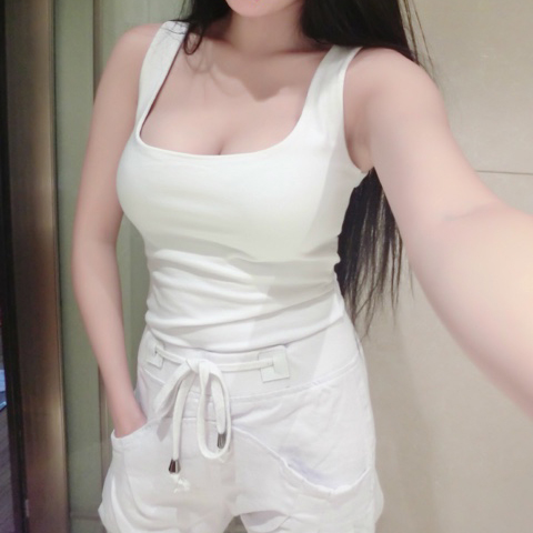 粉色背心