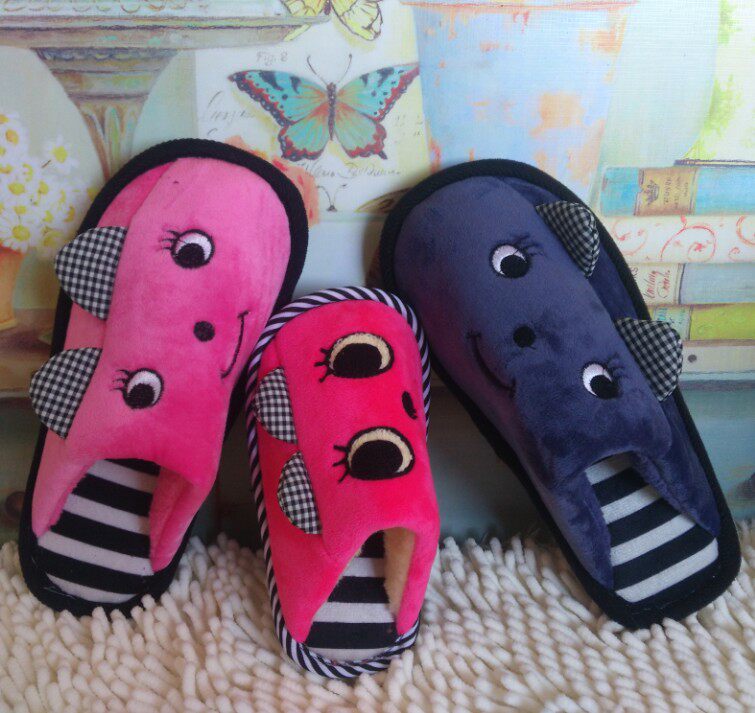 Pantoufles enfants en autre pour hiver - Ref 1016487 Image 1