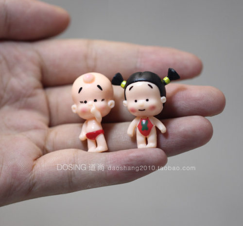 小屁孩卡通婴儿公仔人偶模型
