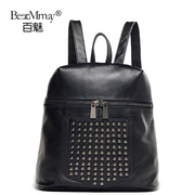 Hundreds of charming streets of new fashion leather ladies shoulder rivet header layer of leather women bag College wind bag