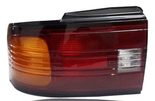 适用老款马自达BG323后尾灯 CA7130 后组合车灯