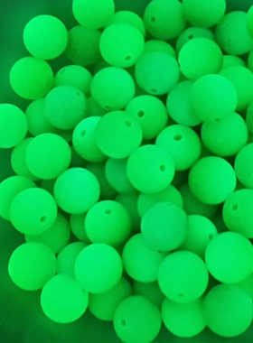 高亮夜光石珠子天然荧光圆珠DIY天然夜光珠男女项链会发光珠子新