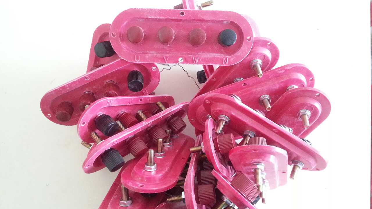 3kw5kw10kw12kw15kw20kw24kw常柴单缸柴油发电机组接线端线板总成