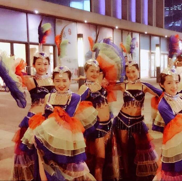 桑巴舞演出服装女大气开场舞大摆裙成人现代舞蹈西班牙斗牛性感