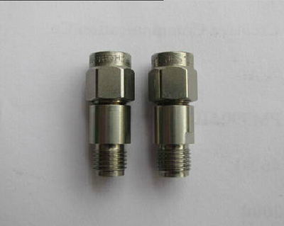 R413820000 RADIALL 20dB DC-18GHz 2W SMA 射频同轴 固定衰减器